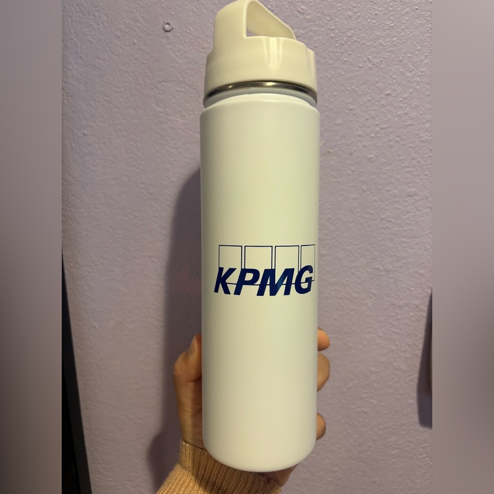 KPMG White Water Bottle